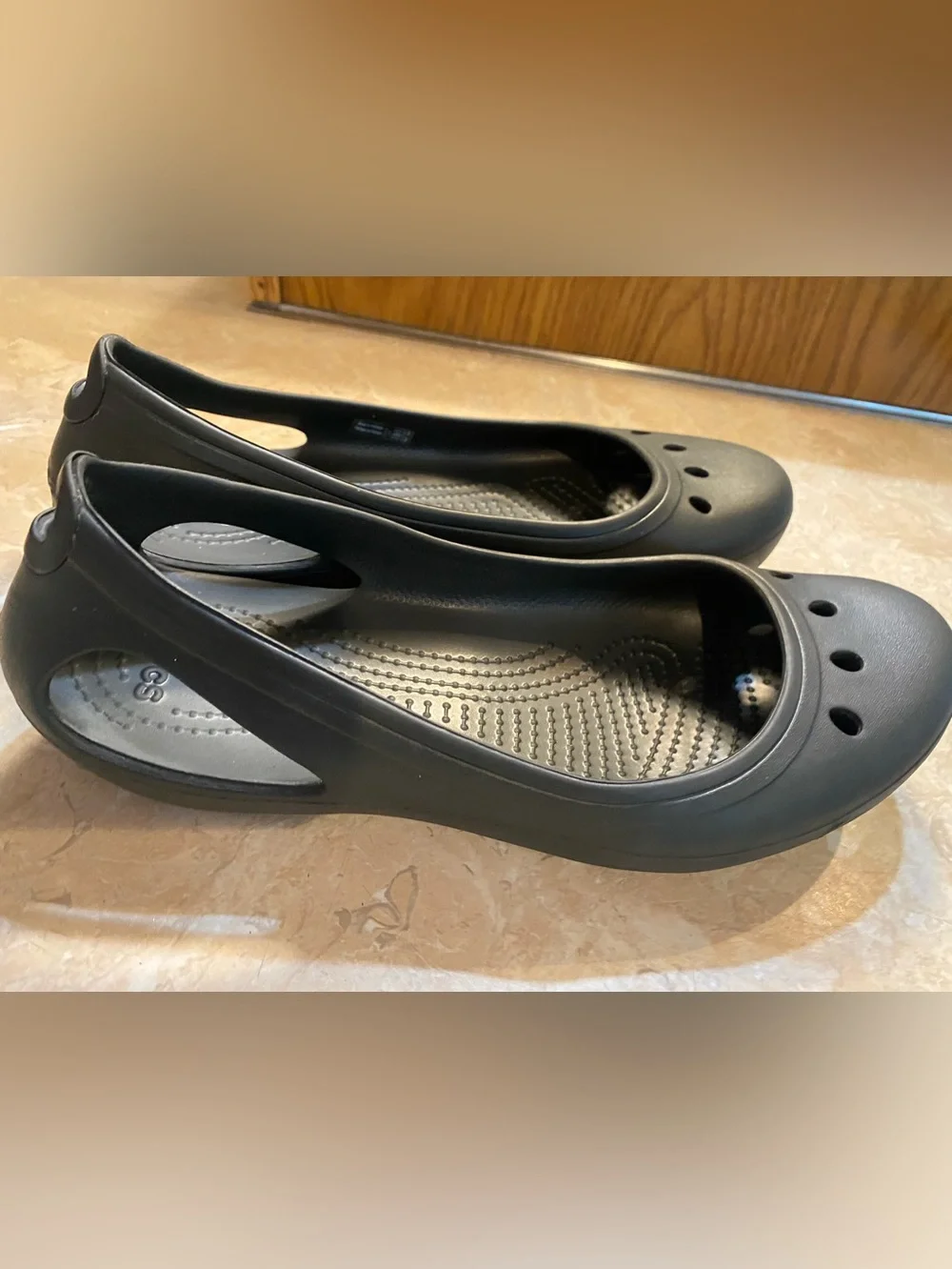 CROCS Women's Black Slip-On Flats